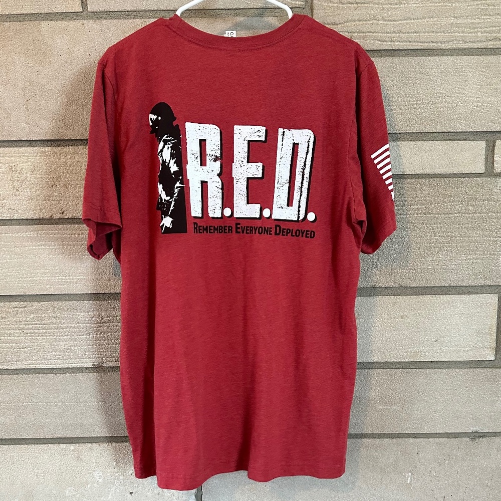 Red Nine Line T-shirt - Picture 4 of 4